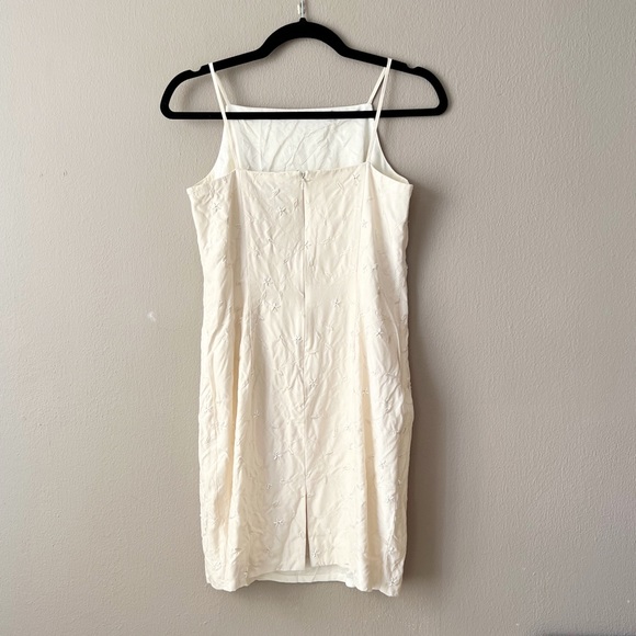 Beaded embroidered silk floral mini dress in ivory/cream - Picture 2 of 11